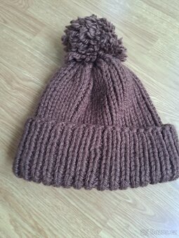 Nové šátky Itálie. 3ks Celoroční a teplé . Čepice hnědá - 4