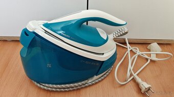 Napařovací žehlička Philips - jako nová - 4