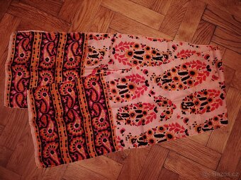 Retro šátky z pravého hedvábí - 4