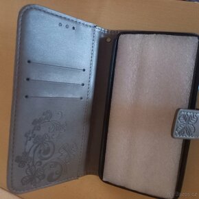 Flipové pouzdro na Samsung Galaxy Note 3 - 4