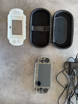 Ps vita - 4