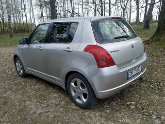 Suzuki Swift 1.3 DDiS - 4