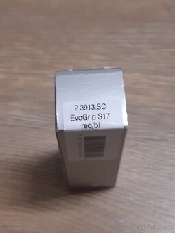 Victorinox EvoGrip S17 - 4