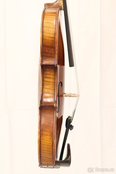 Housle - 4