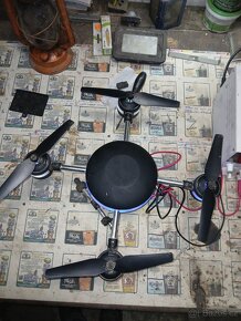Dron s ovládáním na ND  bez baterii - 4