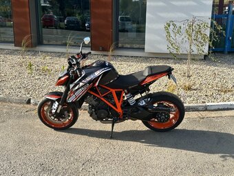 KTM 1290 - 4