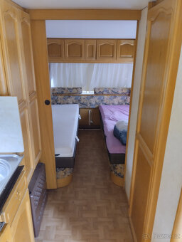 Karavan Knaus+predstan - 4