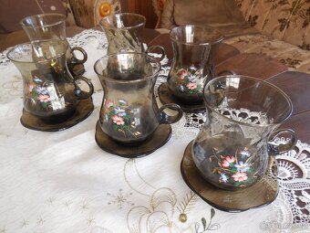 Staré skleněné sklenice na čaj, kafe s podšálky. set 6 ks - 4