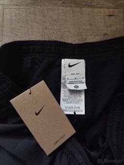 Nike nové pánské kalhoty / tepláky - vel. M - 4