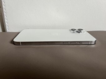 iPhone 16 Pro 256 gb - Zánovní - TOP stav - Záruka - 4
