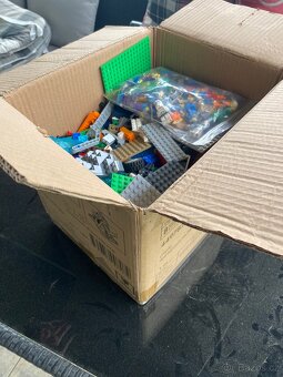 LEGO mix 4,7 kg + figurky - 4