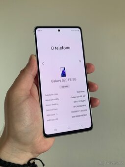 Samsung Galaxy S20 FE 5G - stav jako nový - 4