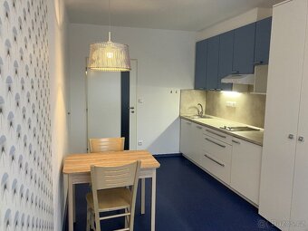 Byt 1+kk, Hronov, 25 m2 - 4