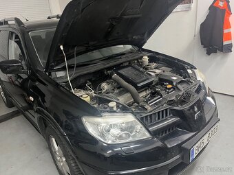 Outlander 2.0turbo 2008 - 4