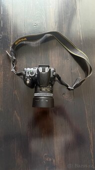 Nikon D3100 + 2 objektivy + příslušenství - 4