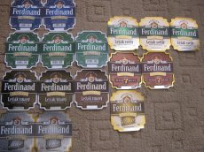 pivní etikety pivovar Benešov sbírka 490ks 1945-2025 - 4