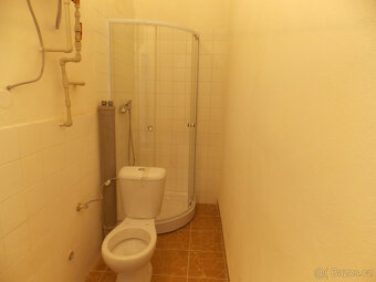 Pronájem 1+kk v centru. - 4