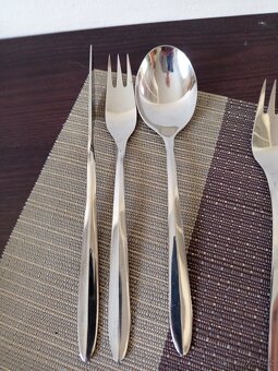 RETRO PRIBORY MONTREAL - 4