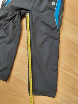 Šusťákové kalhoty vel. 128 - 4