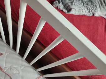 Postýlka s matrací - 4