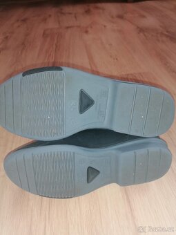 Prodám jezdecké pérka vel.35 - 4