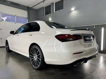 Mercedes-Benz Sedan E220D 4MATIC AMG STYLING FACELIFT - 4