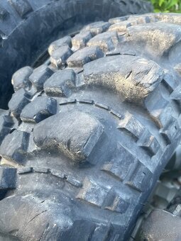 silverstone 35x10.5 r16 - 4