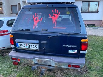 Prodám Ford Explorer 4,0 6V 152kw 4x4 - 4