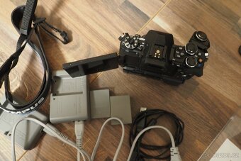 Prodám tělo OM-D E-M5 Mark II - 4
