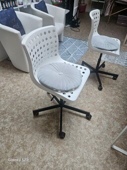 Židle vhodné pro děti - 4