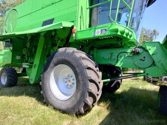 sklízecí mlátička Deutz Fahr 5650 - 4