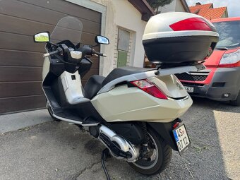 Peugeot Satelis 400 - 4