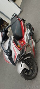 Skútr Monza 125 - 4