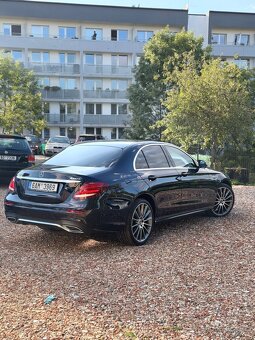 Mercedes-Benz E220 AMG Line, 2017 - 4