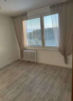 Pronájem 1+1 Trutnov Zvonková - 4