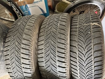 Zimní pneu 215/65/R16 - 4