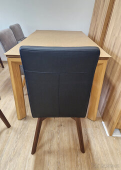 Nová židle pravá kůže černá + masiv ořech - 4