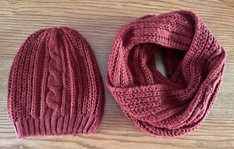 Souprava - svetr, nákrčník, čepice - 4