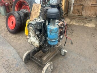 Motor MT8 Slavia 2S90 - 4