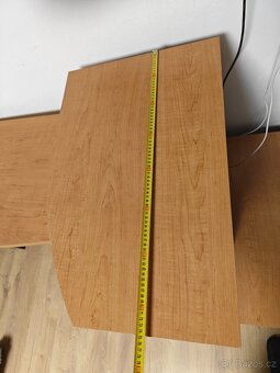 Počítačový/psací stůl - 4