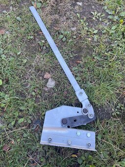 Prodám pákové nůžky na plech - 4