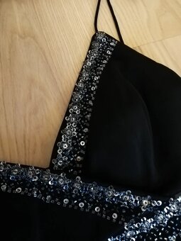 Plesové šaty s přehozem - 4