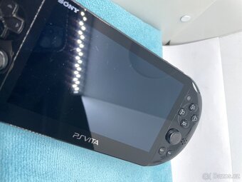 PS VITA PCH-2016 LCD - 4