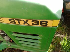 Zahradní traktor John Deere stx 38 - 4