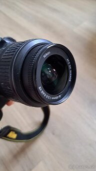 Nikon D3100 18-55 mm VR+ Nissin blesk Di622 Mark II + Brašna - 4