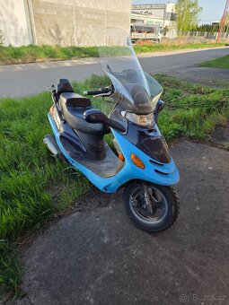 Skútr Kymco Dink 150LX - 4