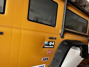 Traxxas kompletní osvětlená karosérie Land Rover Defender CA - 4