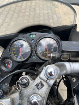 Honda CBR 125R - 4