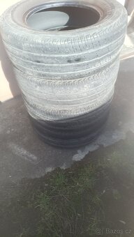 prodám sadu letních pneu 235/65 R16 C - 4