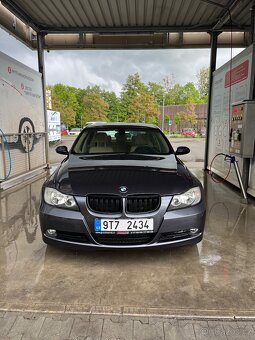 Bmw E90 320d - 4